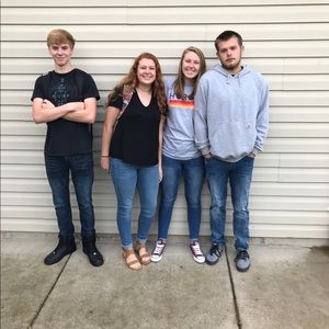 Meet your Posher, Alexis